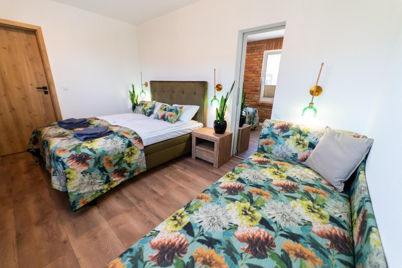 Ferienwohnung Cztery Pory Roku Wiele Exterior foto
