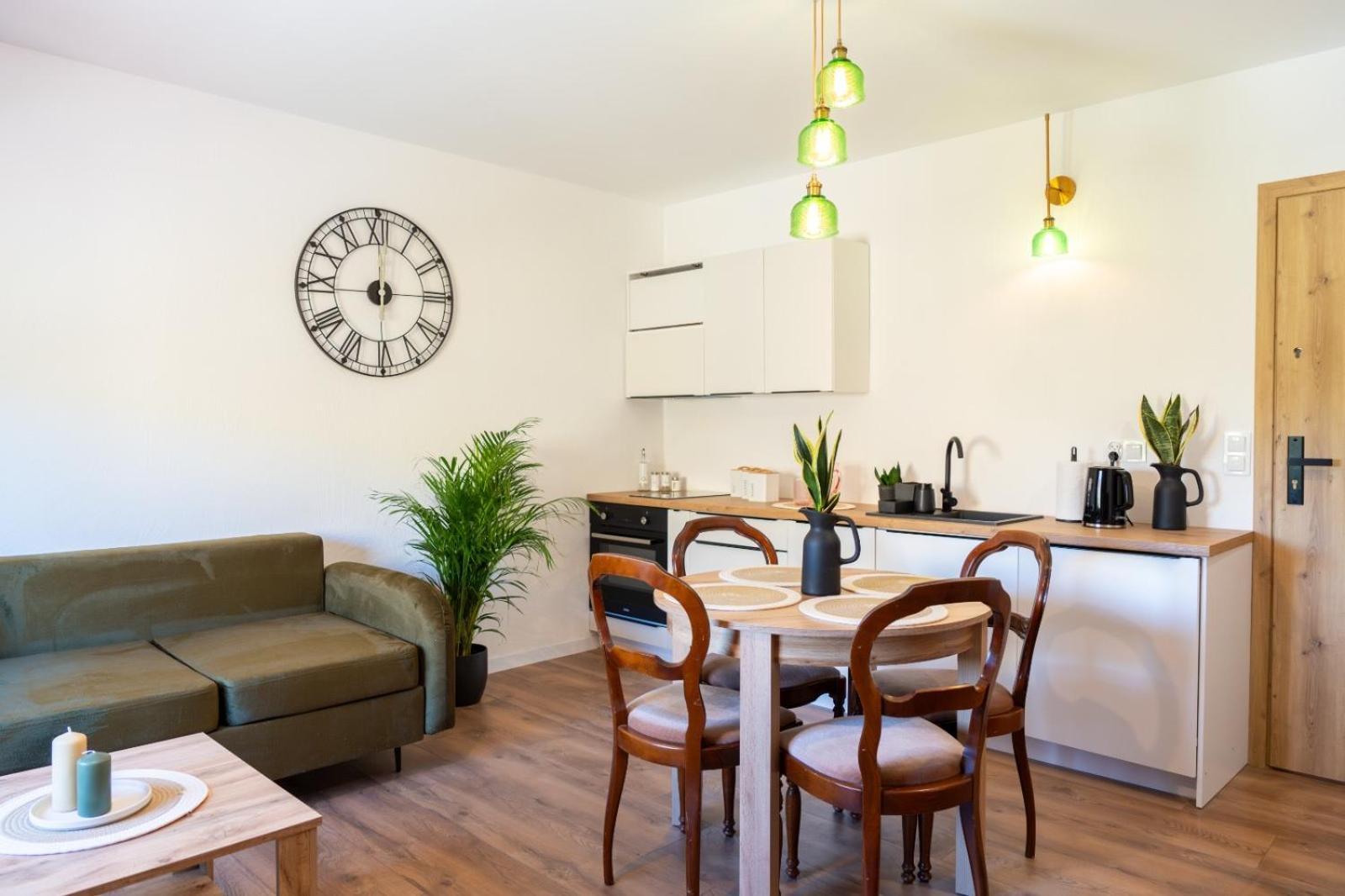 Ferienwohnung Cztery Pory Roku Wiele Exterior foto
